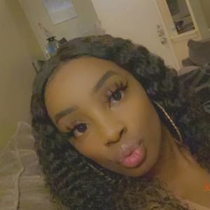 Meet your Posher, Kiara